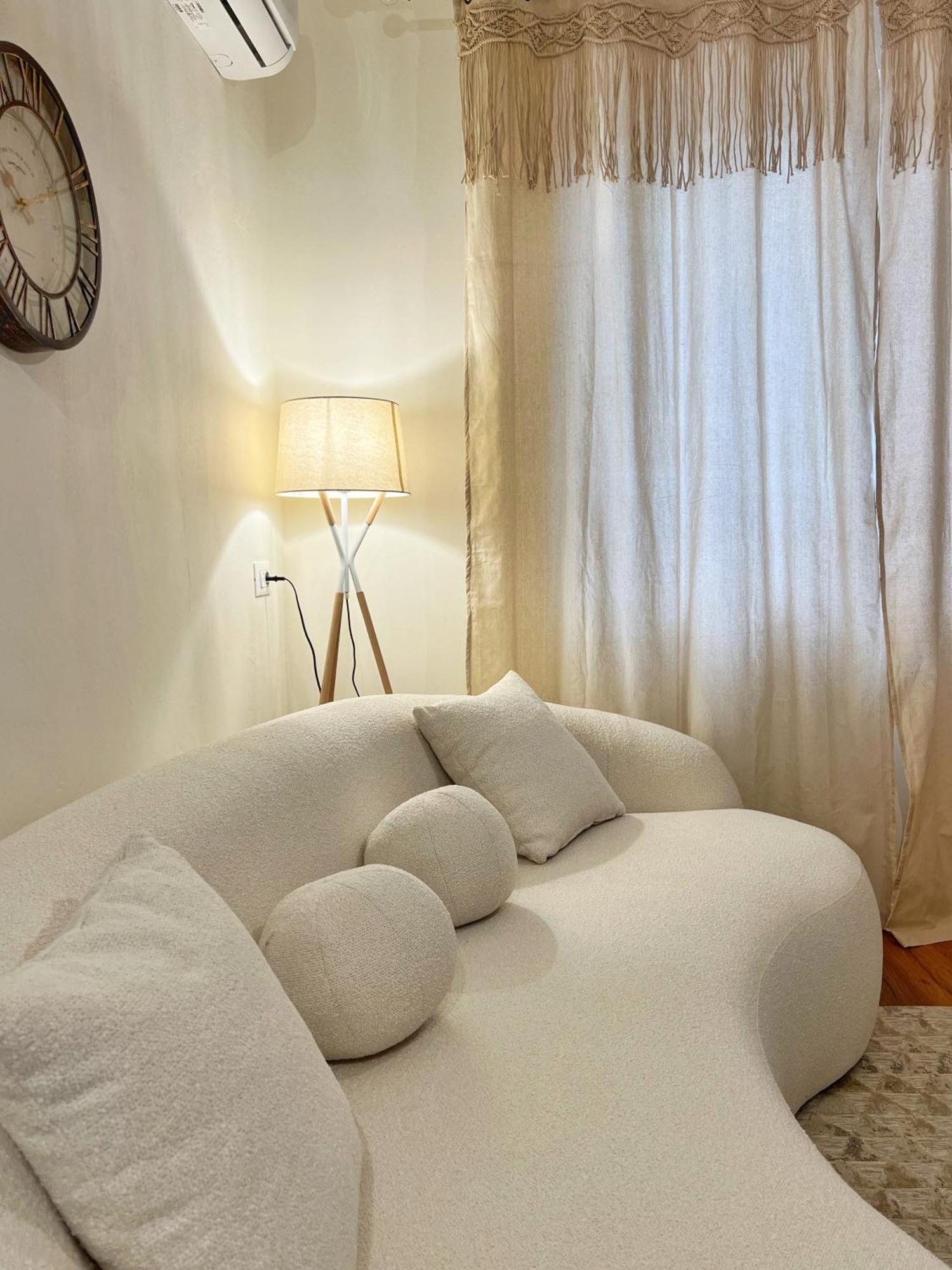Boho Cane Apartment ติรานา ภายนอก รูปภาพ