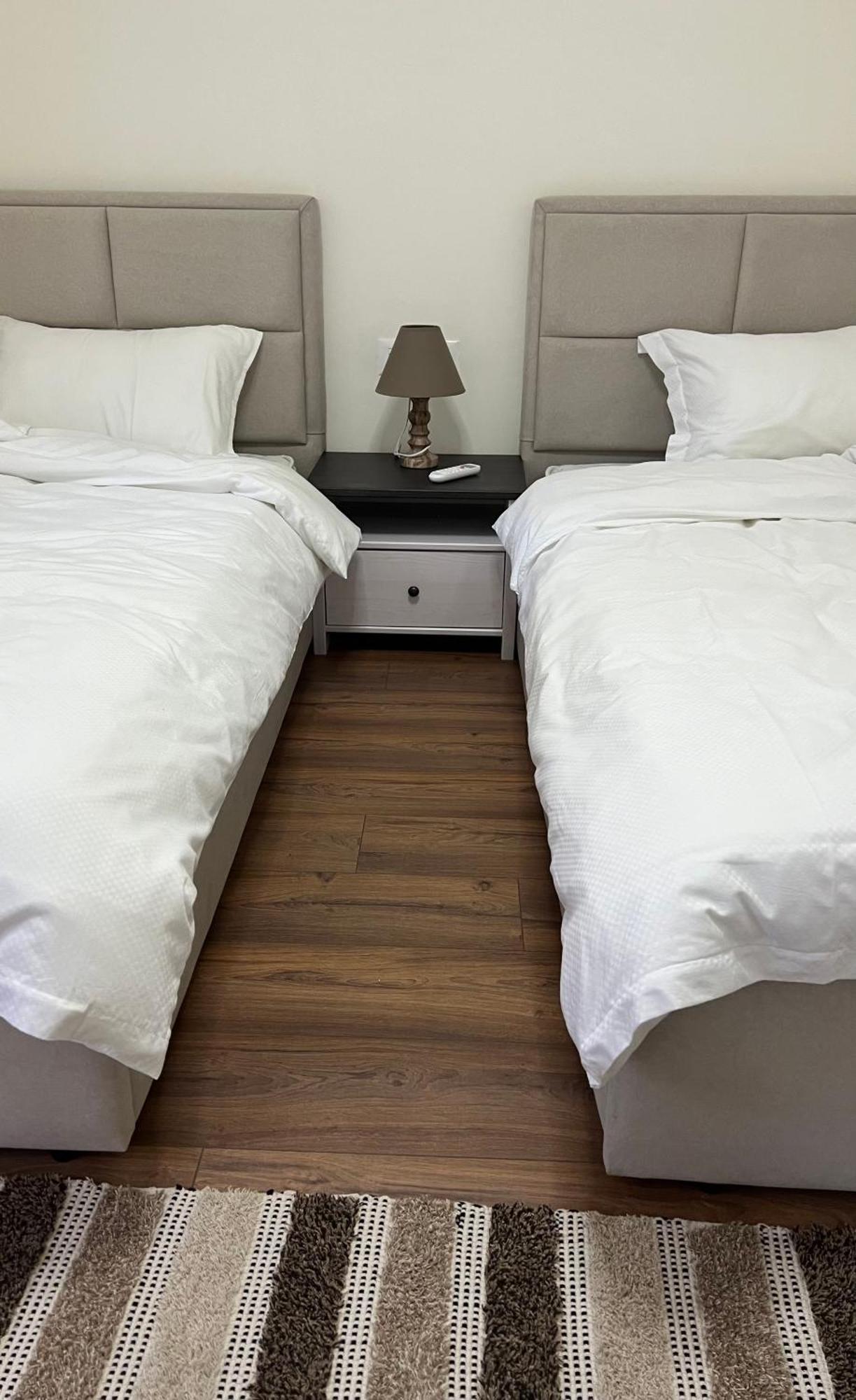 Boho Cane Apartment ติรานา ภายนอก รูปภาพ